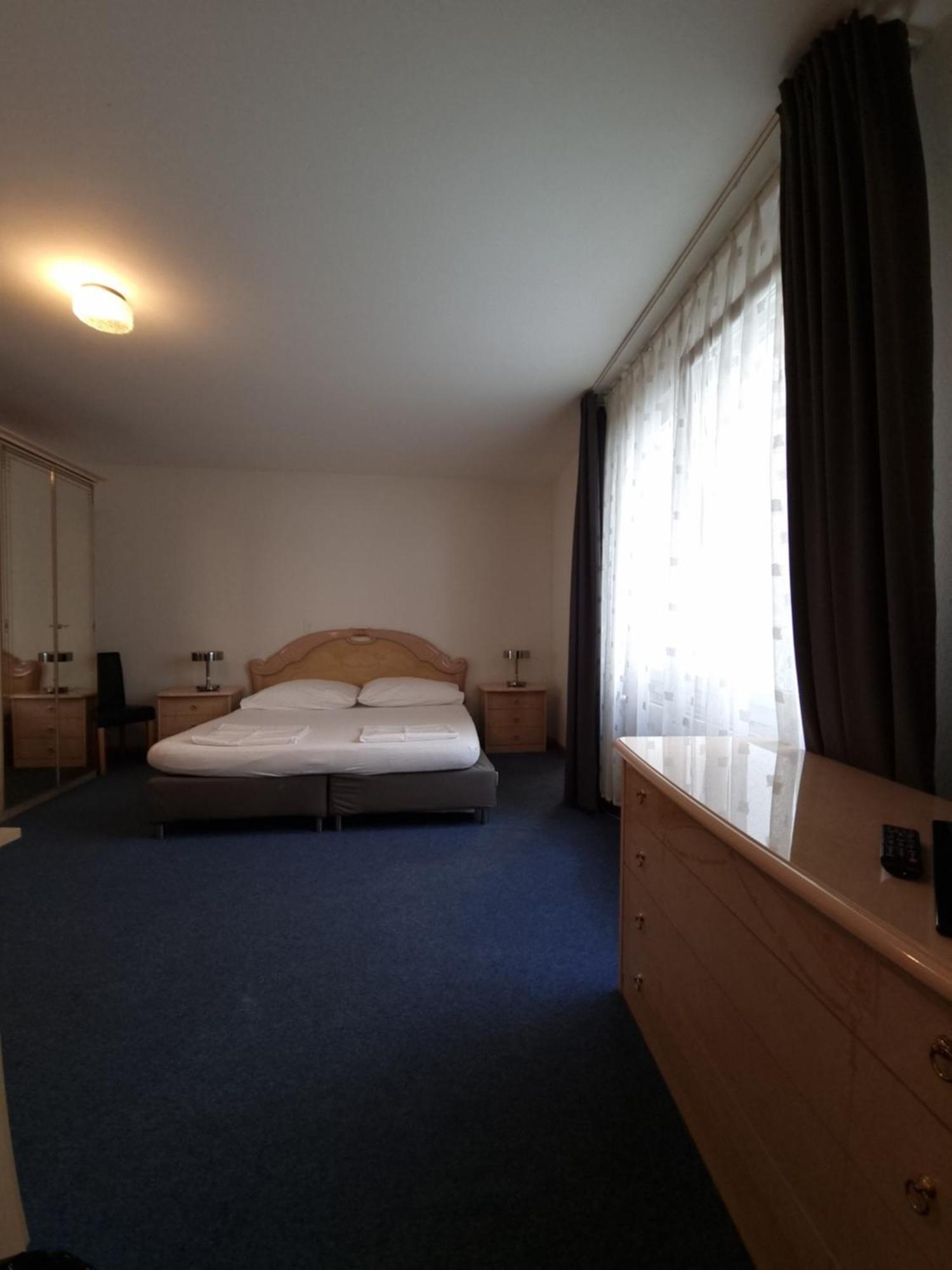 Spalenbrunnen Hotel & Restaurant Basel City Center Ngoại thất bức ảnh