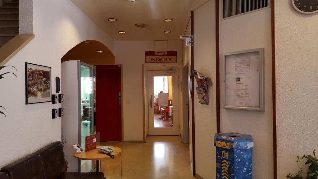 Spalenbrunnen Hotel & Restaurant Basel City Center Ngoại thất bức ảnh